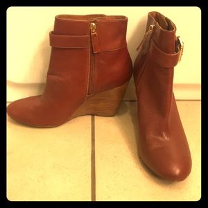 Nine West wedge heel Zapper booties in cognac